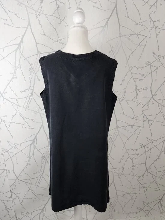Bryn Walker Faded Black 100% Linen V-Neck Shift Dress - Picture 3 of 6
